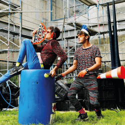 Plastic Boom Boom - Momix –...